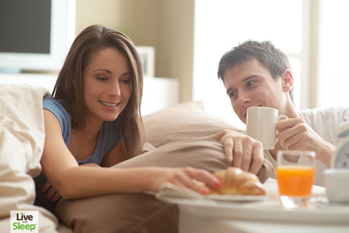 Eating In Bed, Is It Good Or Bad?-image